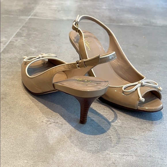 Excellent Cole Haan Nike Air Sole Heels - Picture 2 of 5